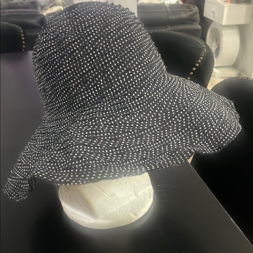 Wallaroo Elegant Black and White Polka Dot Women's Hat